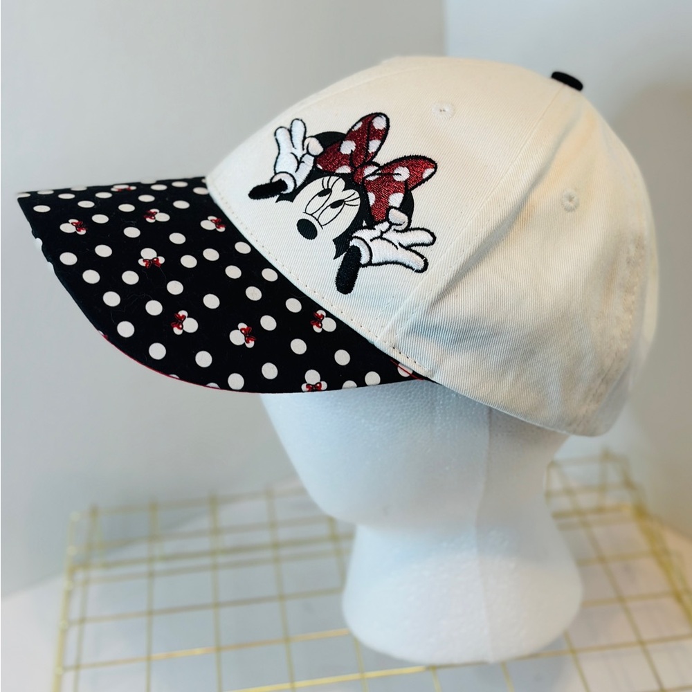 Disney Parks Minnie Mouse Embroidered Ball Cap Hat Cream Black Red Youth Size